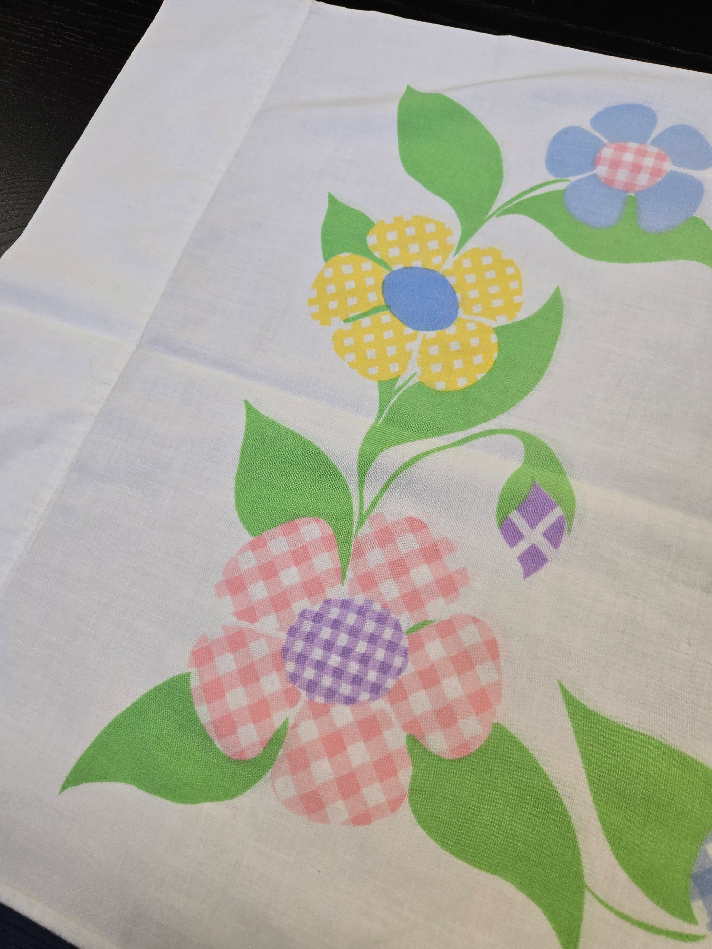 Vintage Checkered Flower Pillowcase - Image 5
