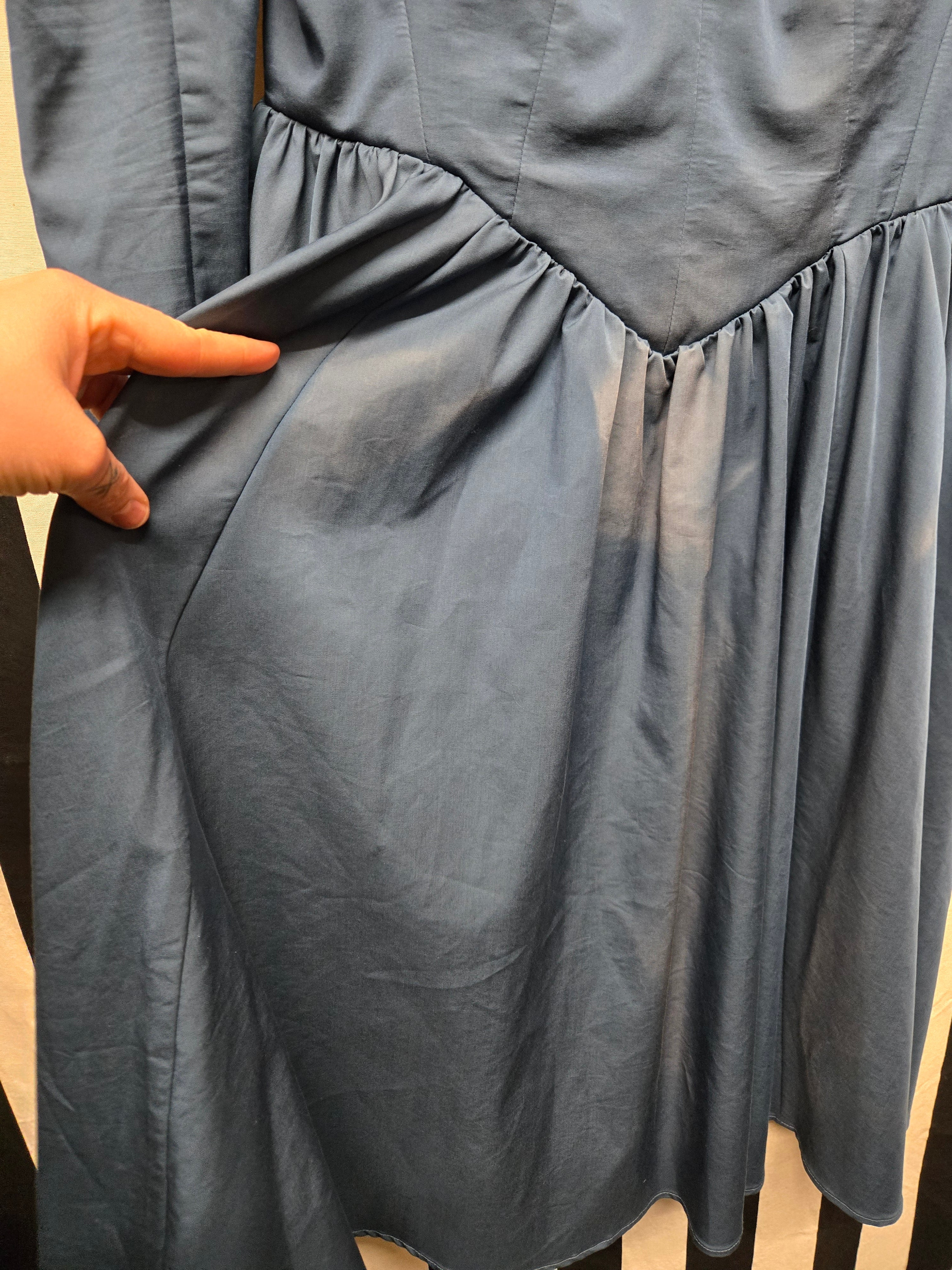 Gently Used La Femme Noir Dress Sleepy Hollow - Image 5