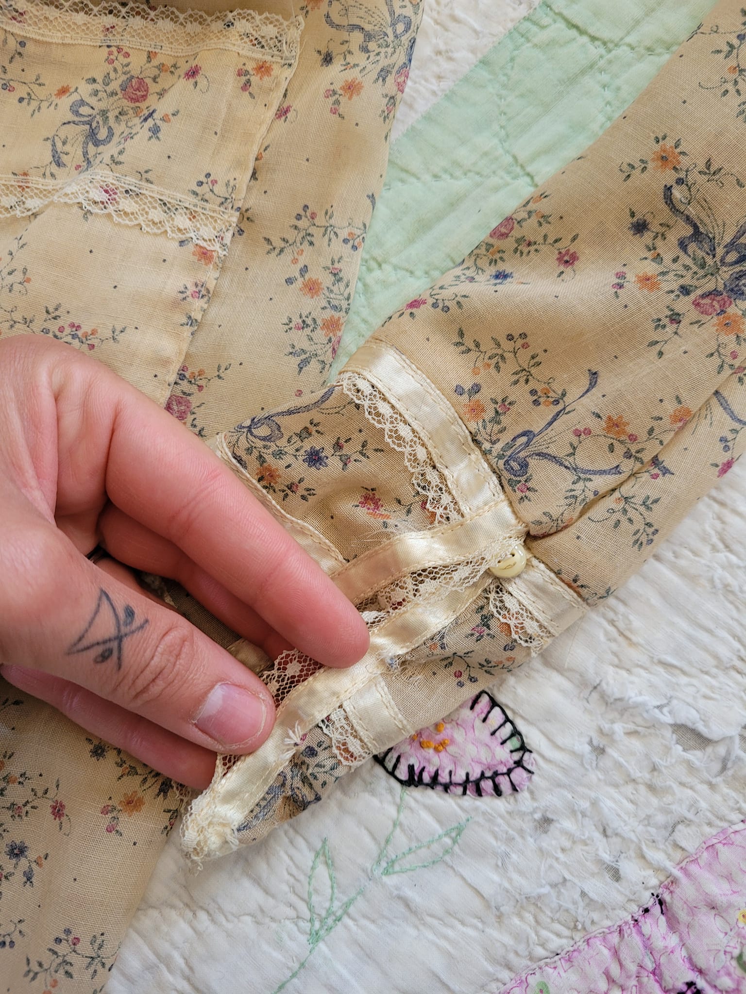 Gunne Sax 70s Tan Top and Skirt Set - Image 15