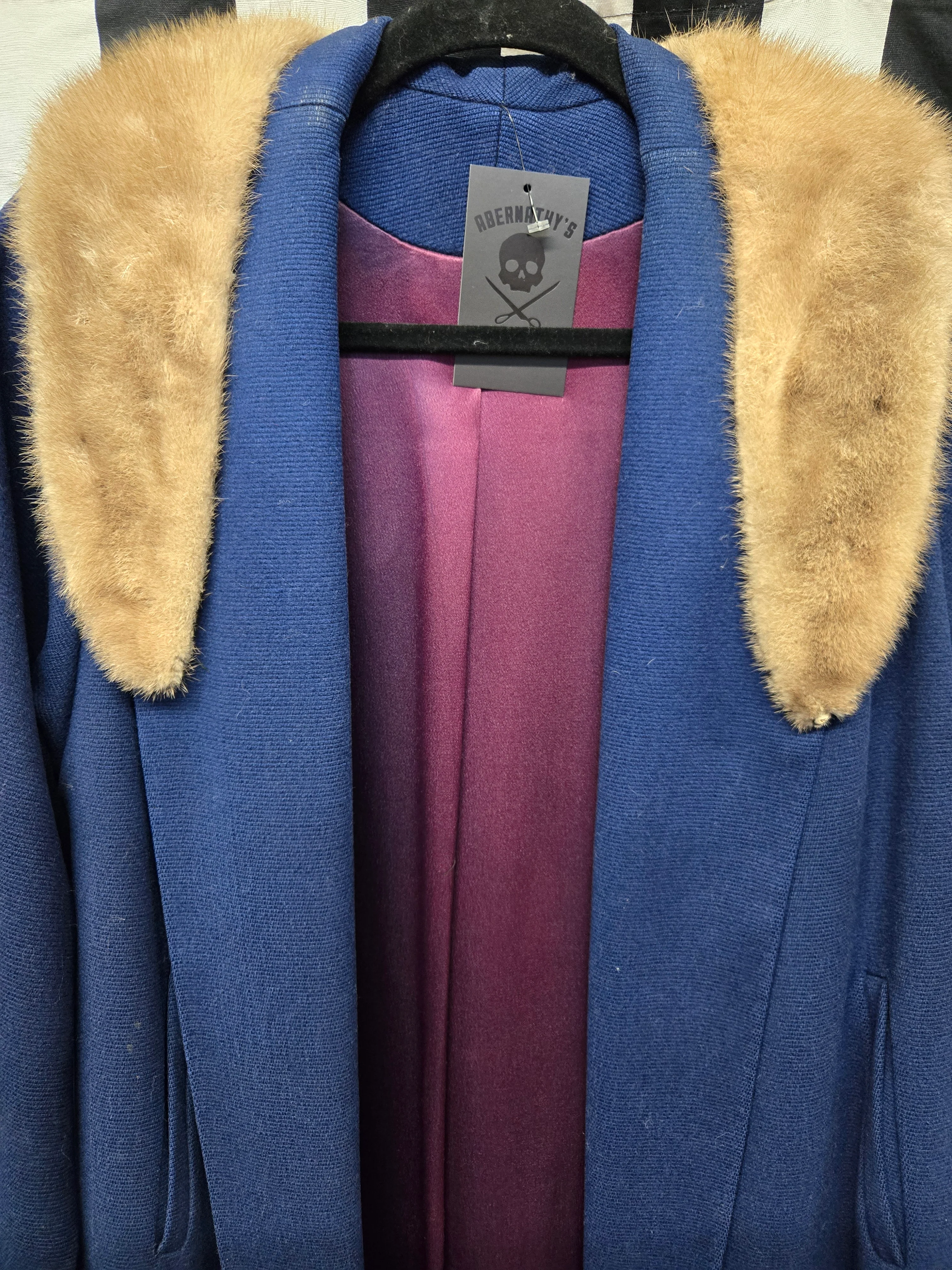 Vintage 1940s Blue Wool Crepe and Fur Scharffs Coat - Image 9