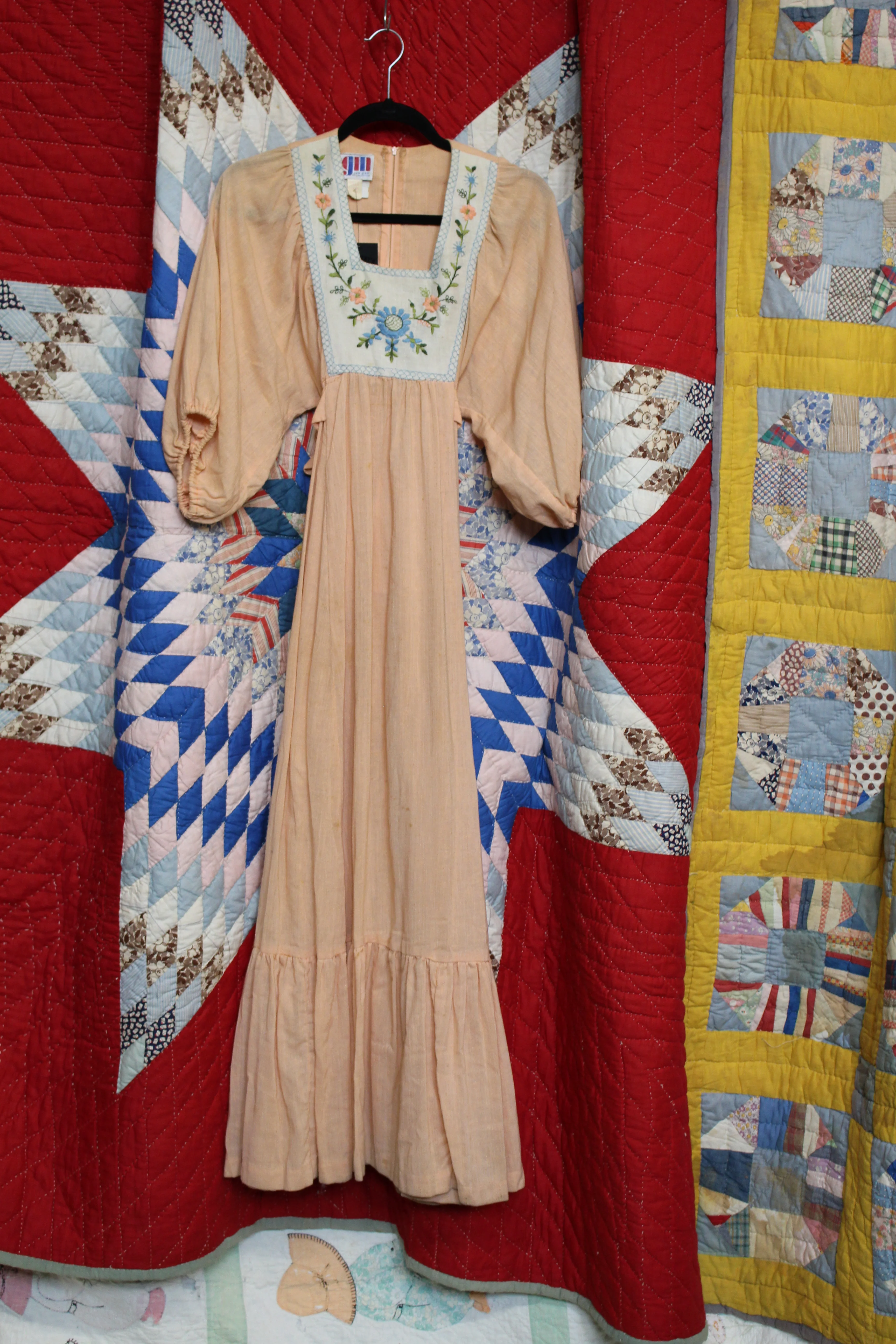 Vintage 1970s Peach Linen Maxi Dress - Image 3
