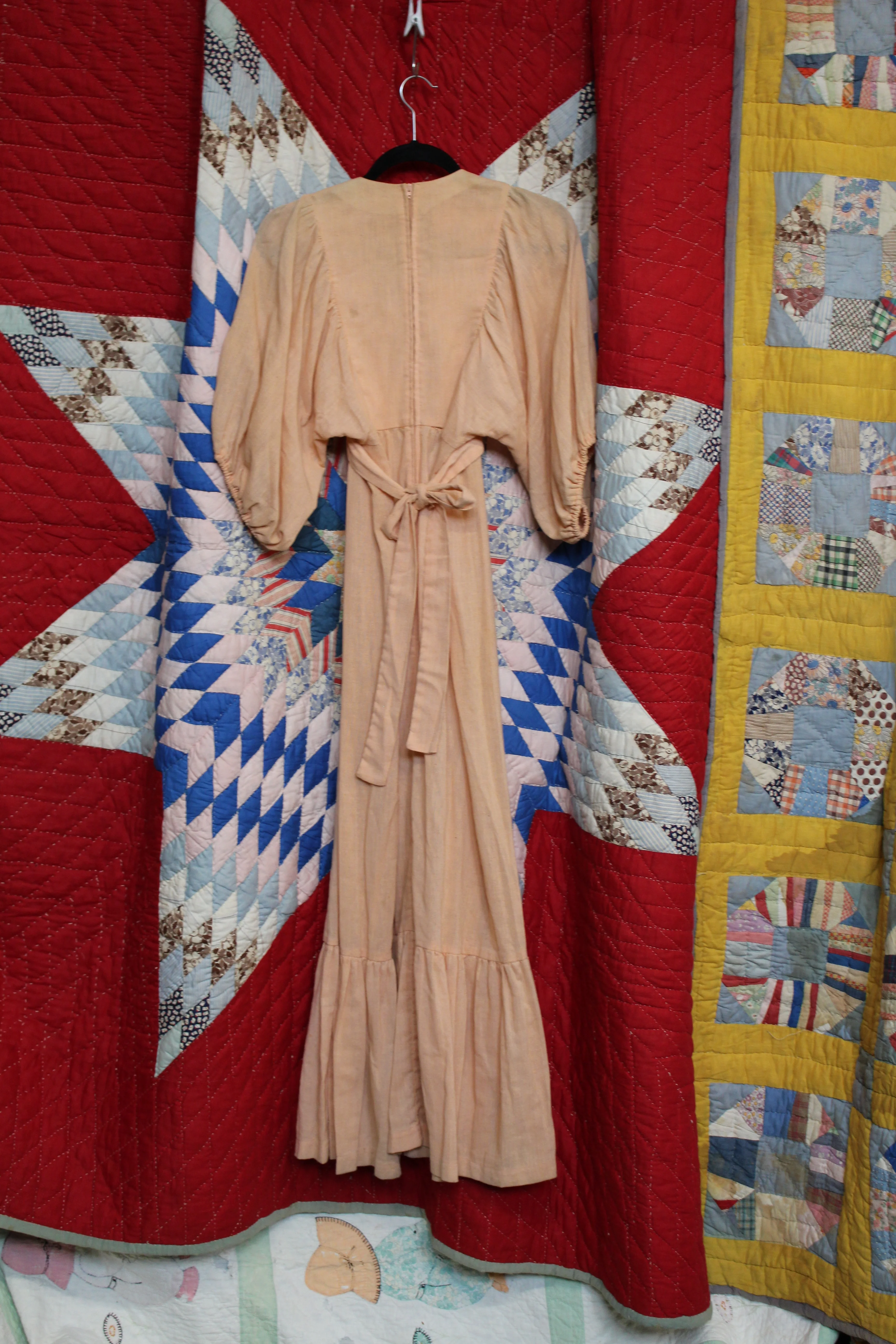 Vintage 1970s Peach Linen Maxi Dress - Image 4