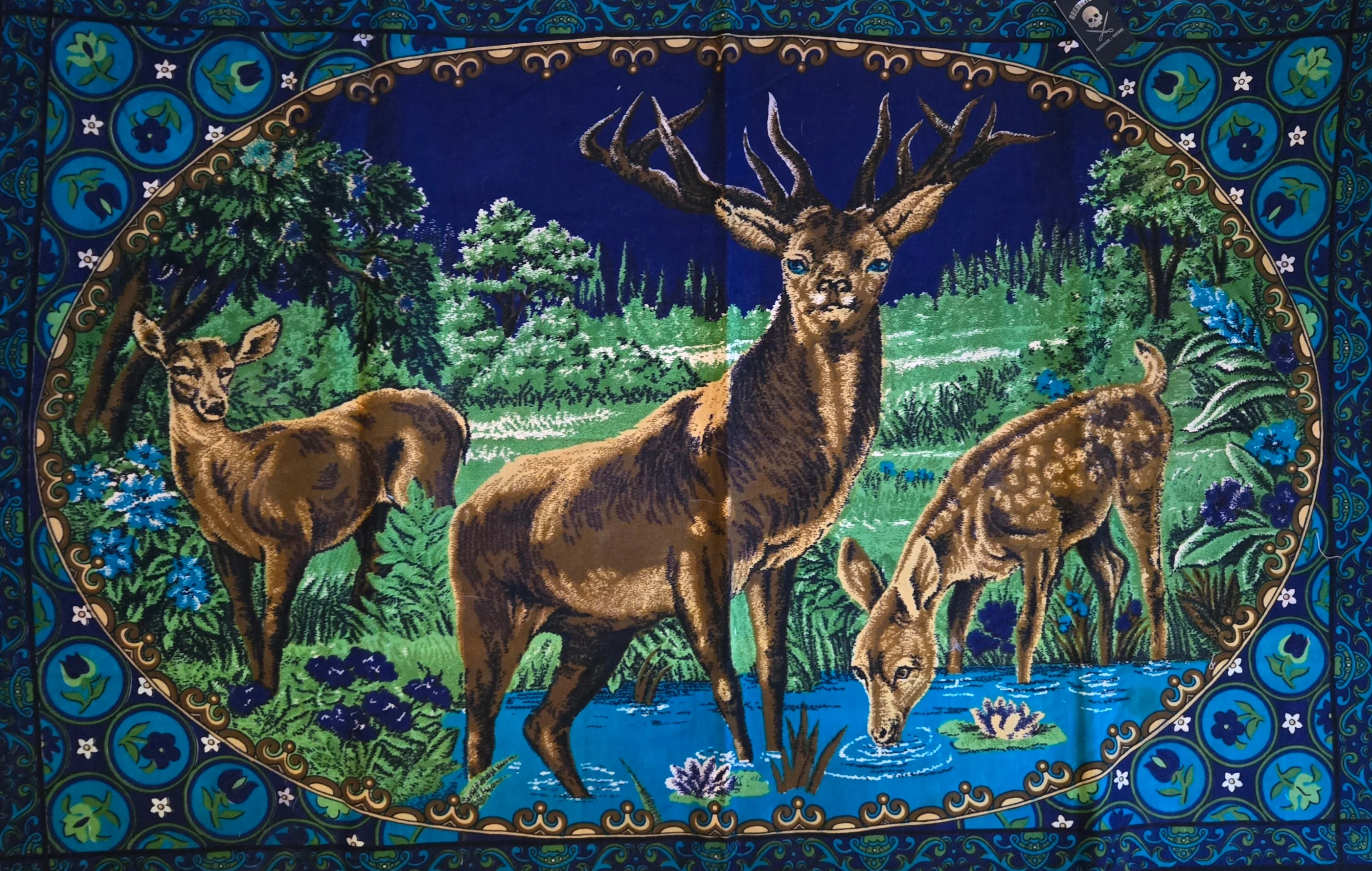 Vintage Elk Tapestry - Image 8