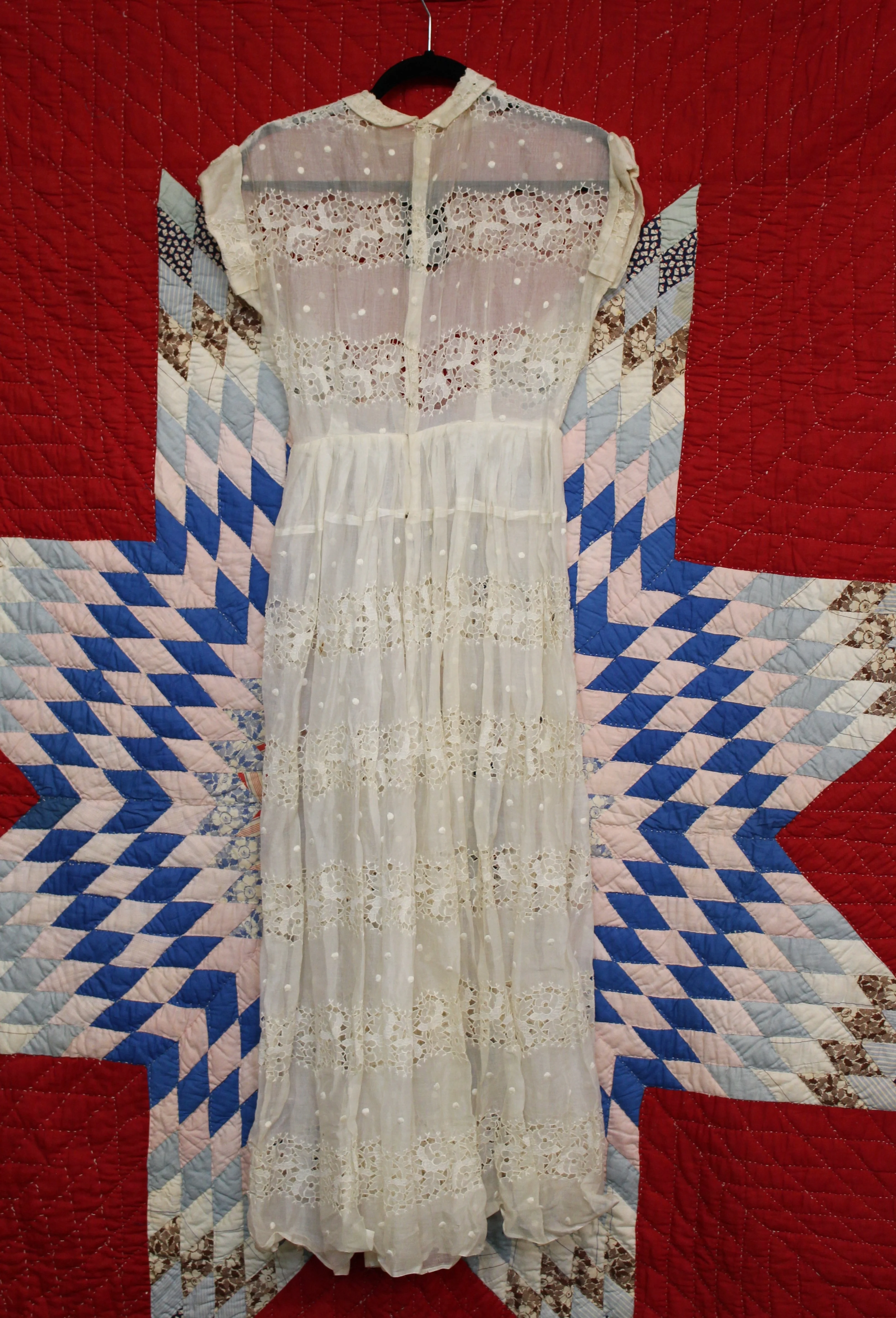 Vintage 1940s Sheer White Lace Dress - Image 4