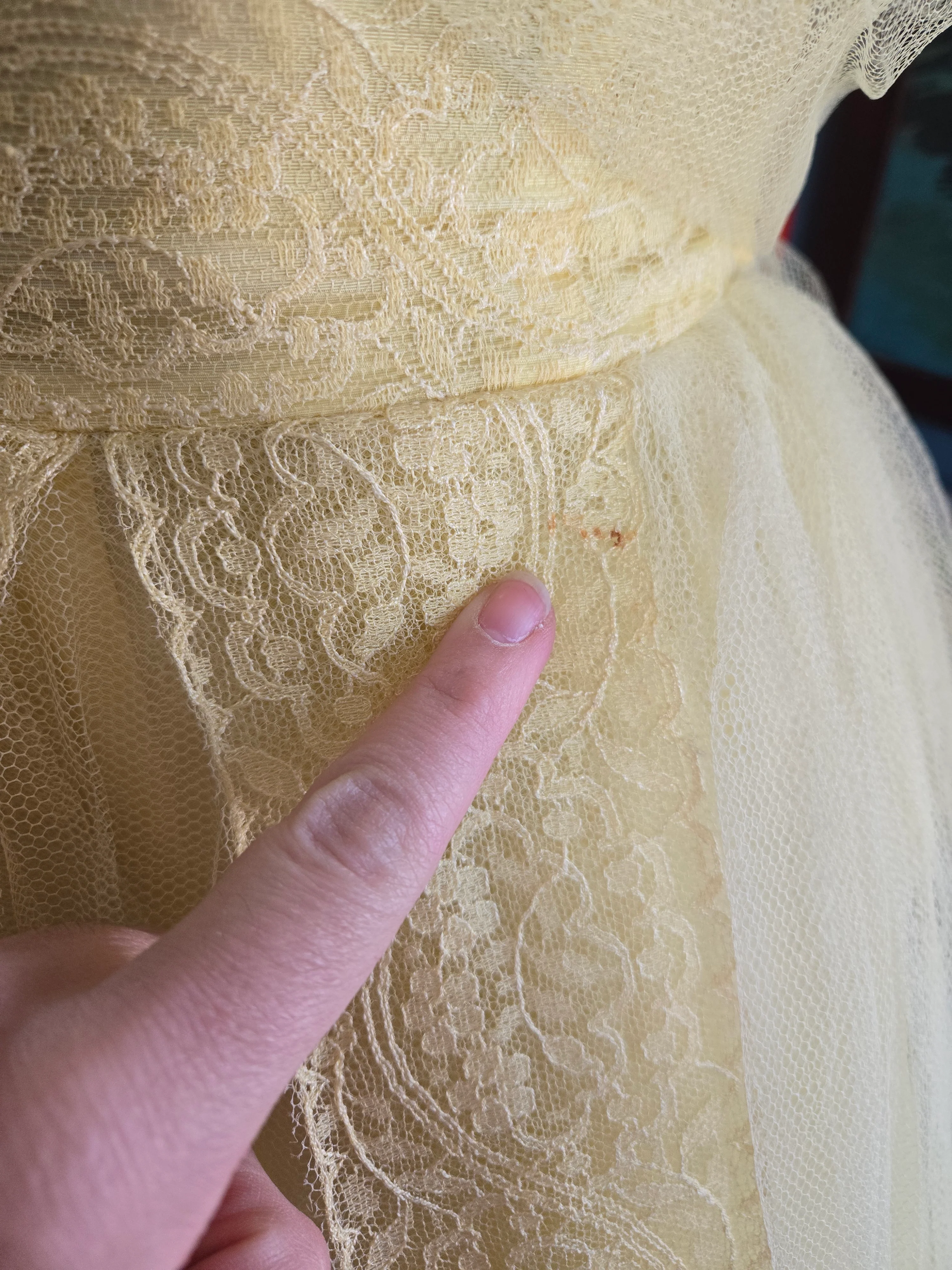 Vintage 50s Yellow Tulle Prom Dress with Shrug - Image 4