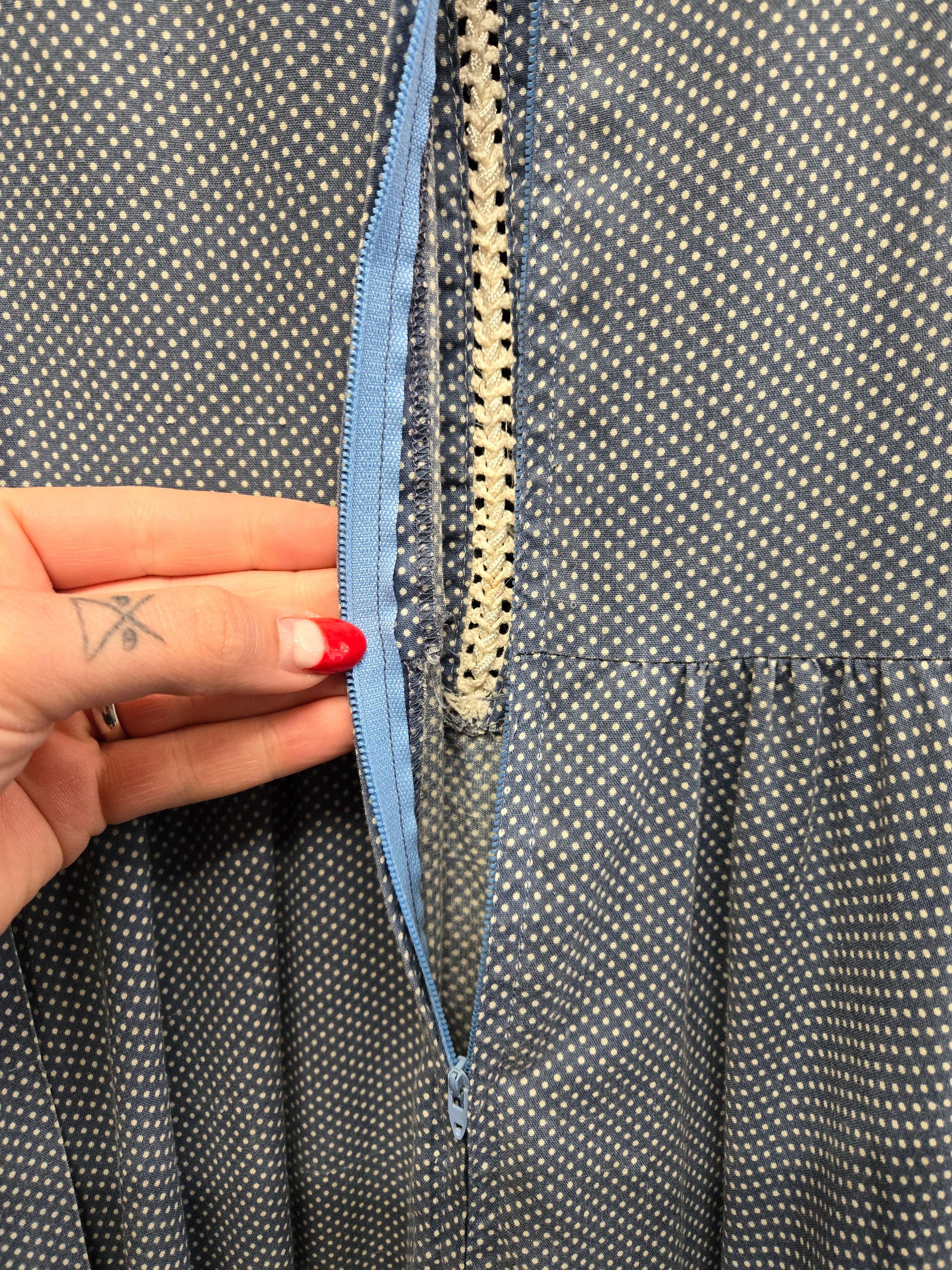Vintage 1970s Gunne Sax Blue and White dress - Image 11