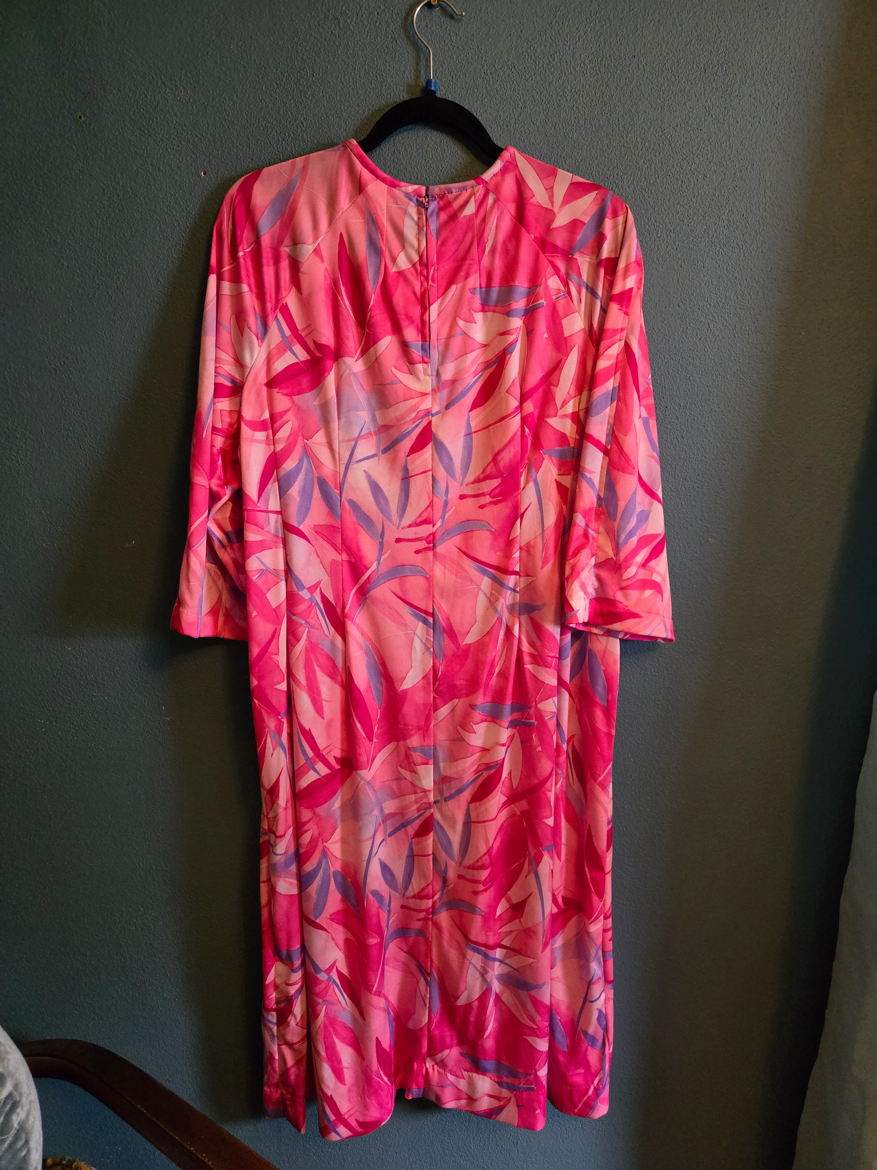 Vintage Volup Pink Polyester Abstract Dress - Image 6
