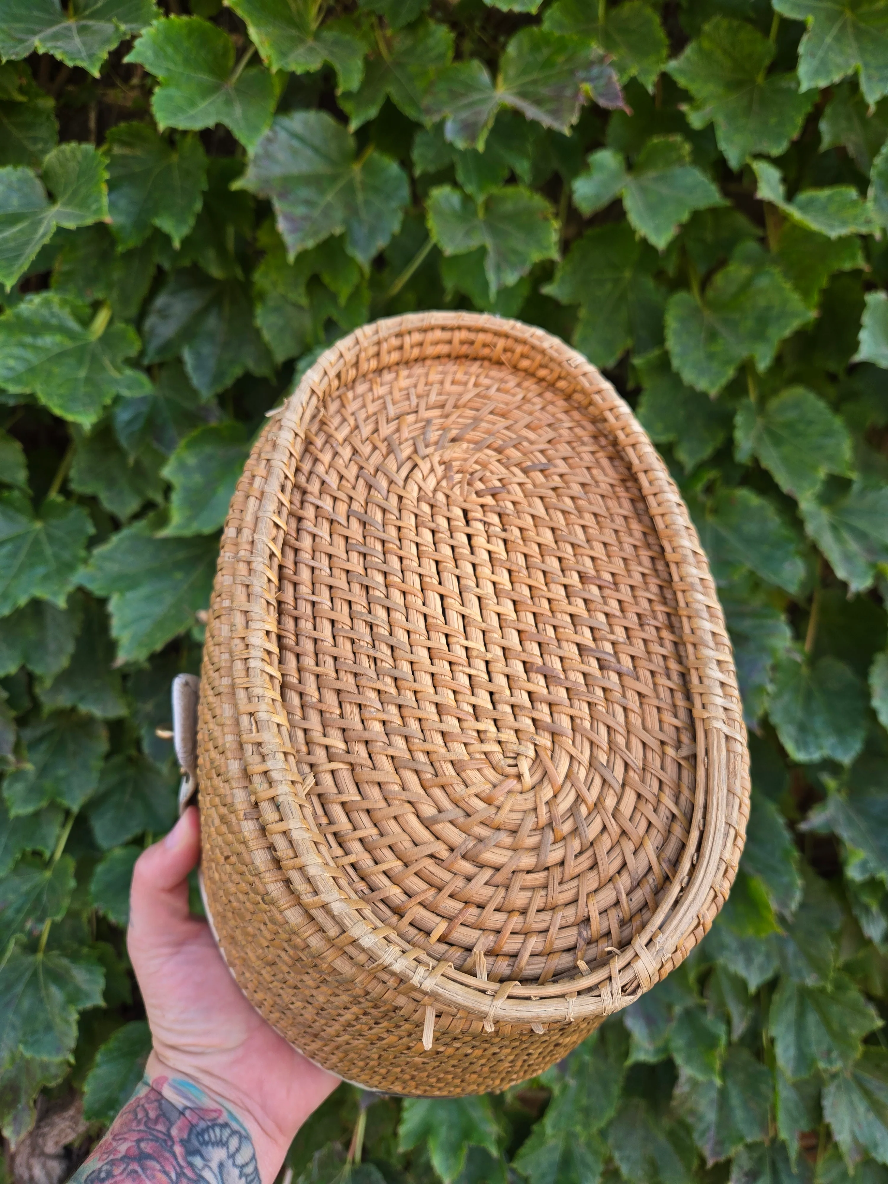 Vintage Wicker Bucket Bag - Image 10